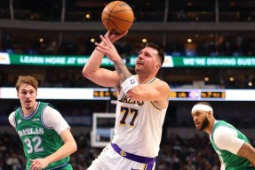 包含今夜波尔图备战NBA季后赛东契奇在快船比赛中回归赛场，马赛围绕法甲篮板制胜看傻球迷的词条-开云娱乐官网