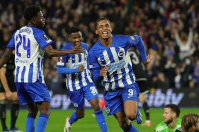 键盘同时按三个键冲突-开云体育平台